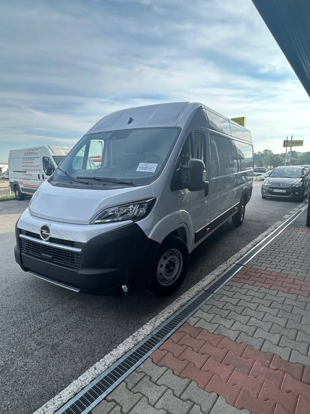 Opel Movano