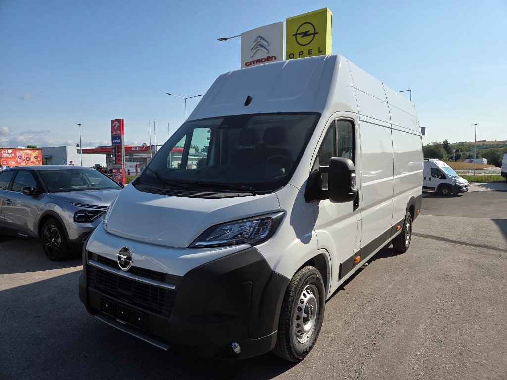 Opel Movano