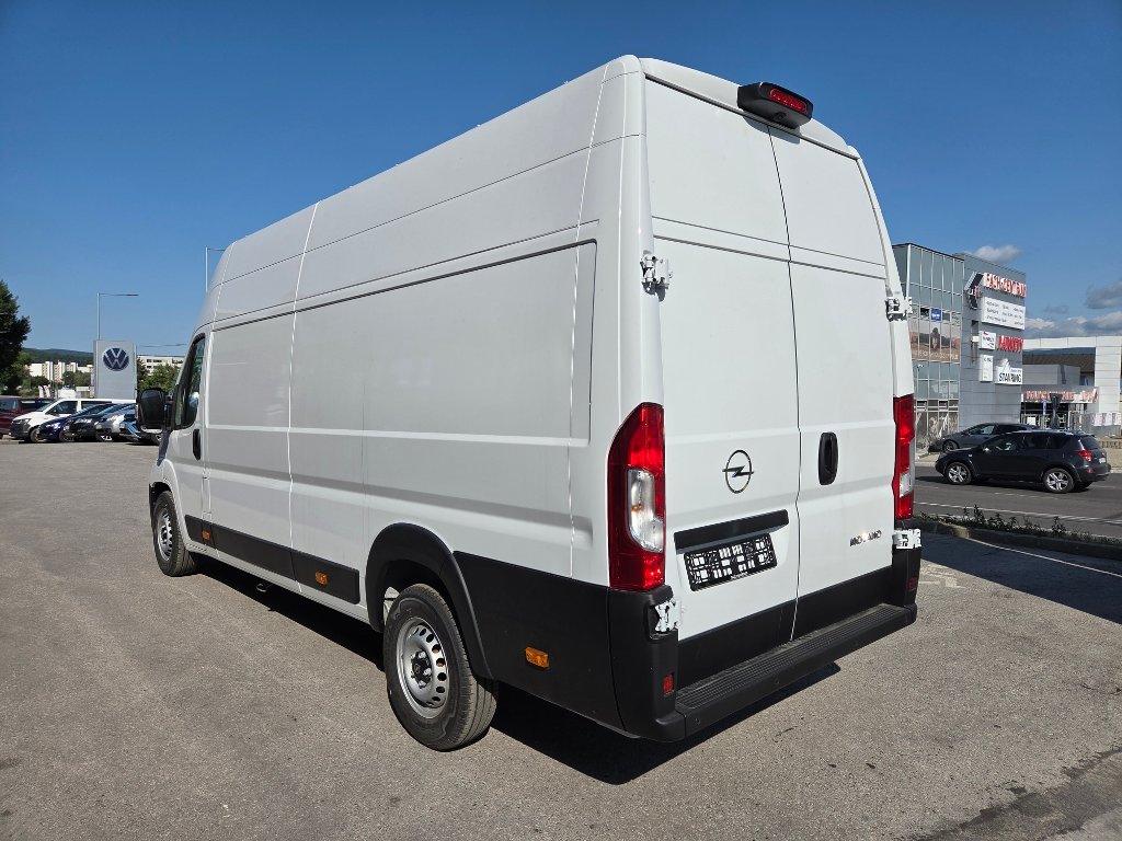Opel Movano