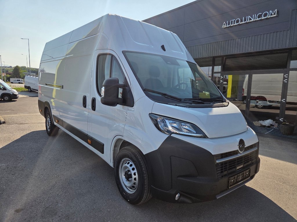 Opel Movano