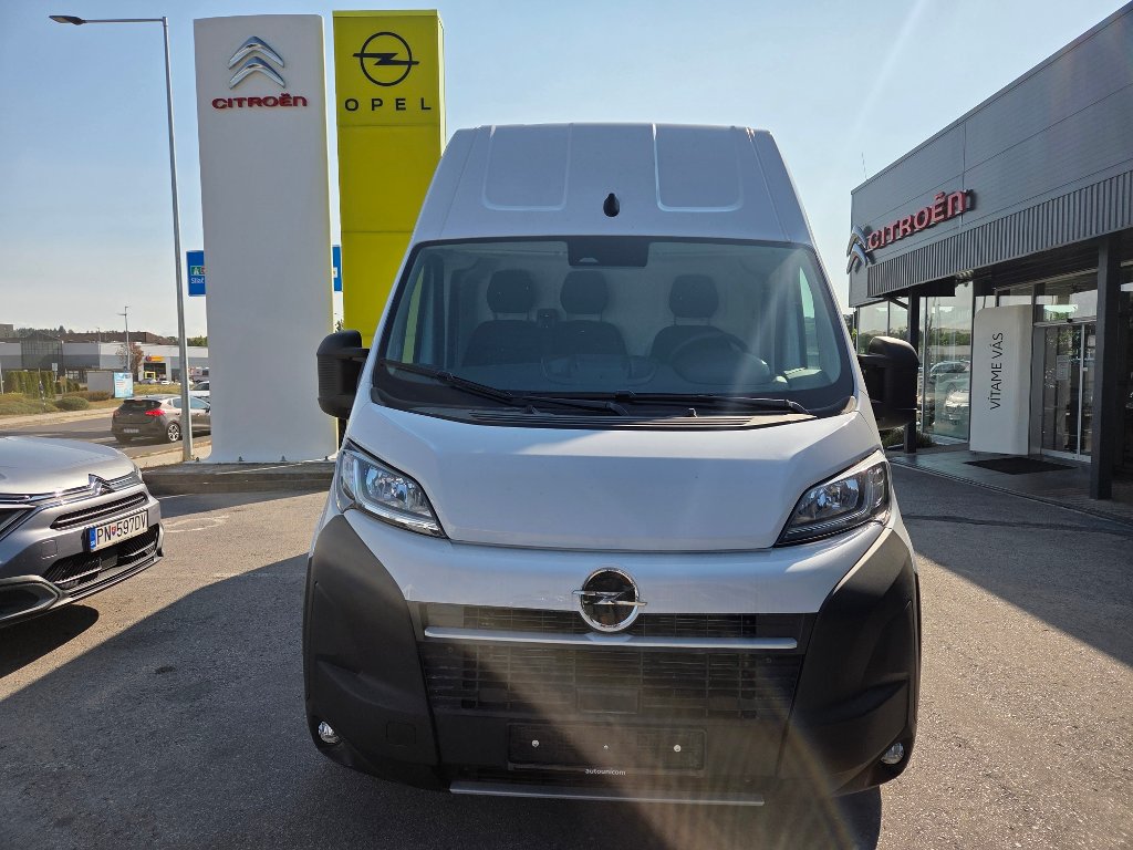 Opel Movano