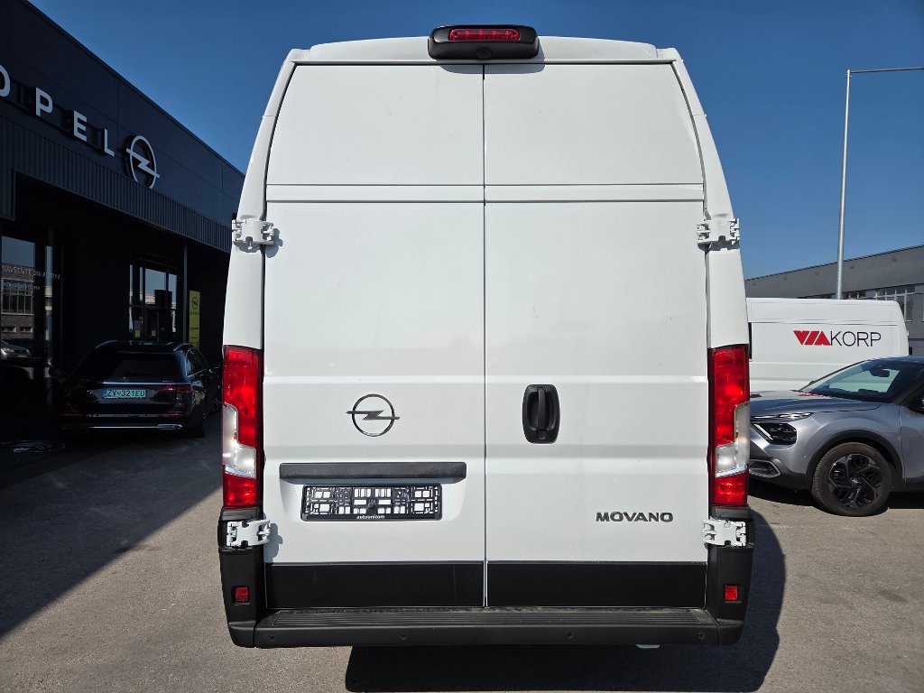 Opel Movano